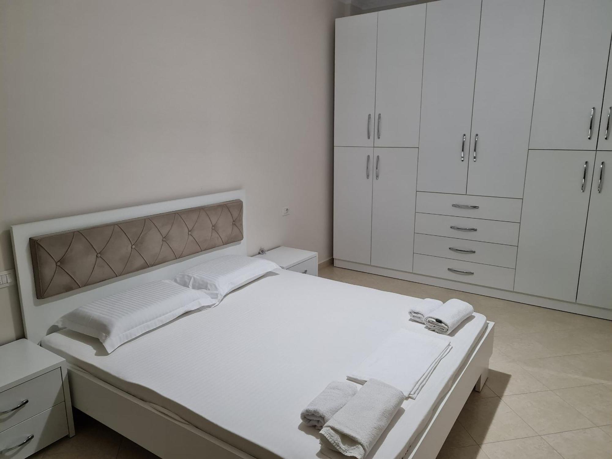 Seascape Apartments Vlorë Eksteriør bilde